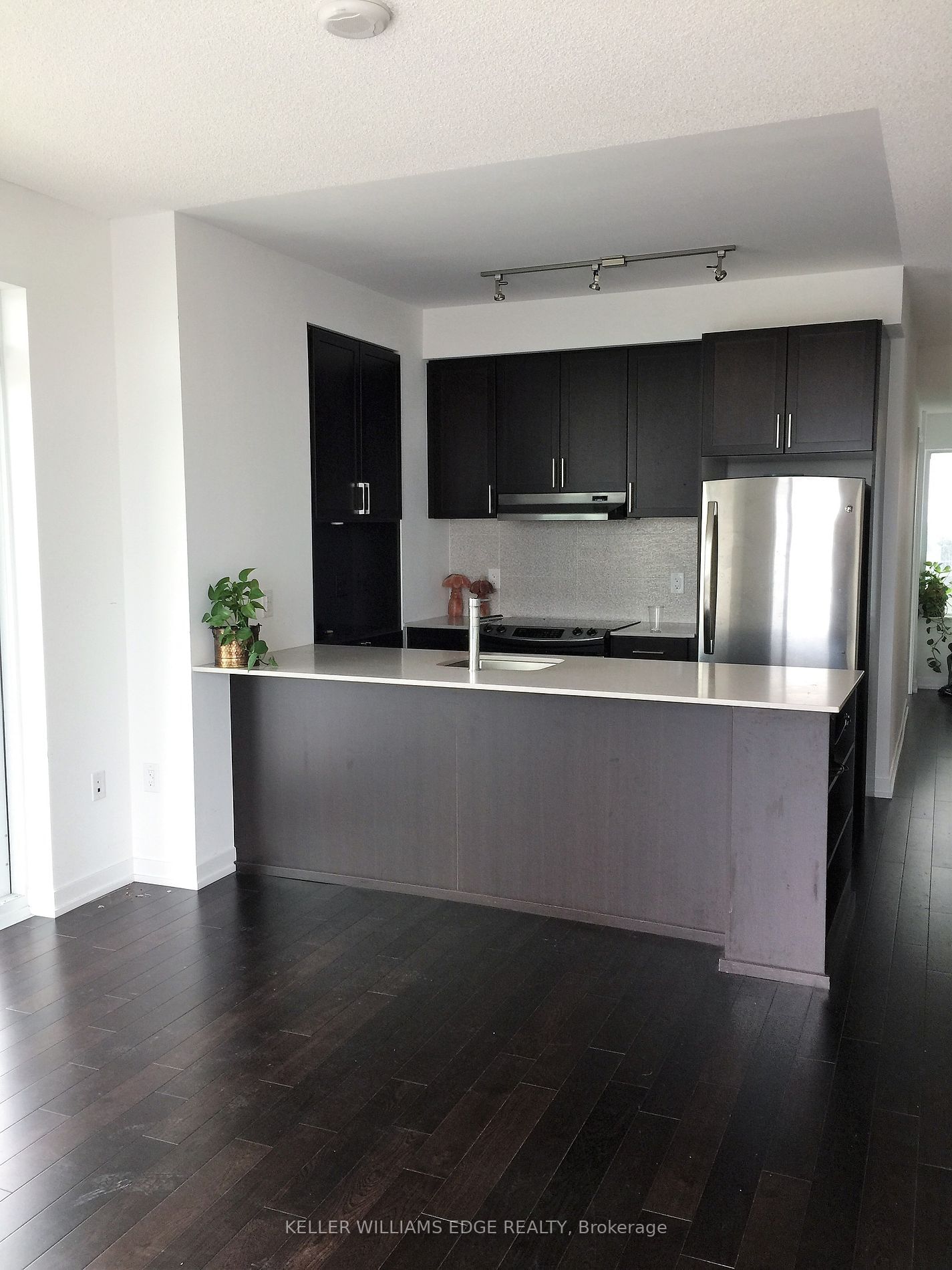 2560 Eglinton Ave W, unit 904 for sale - image #5