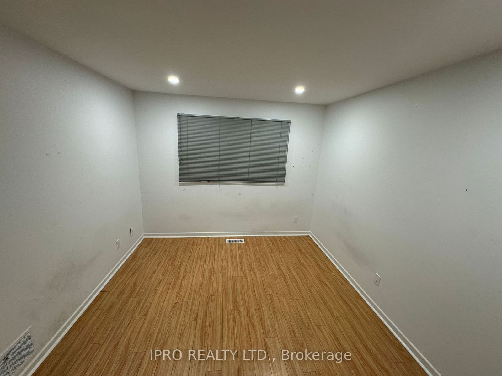 41 Mississauga Vly Blvd E, unit 35 for rent - image #12