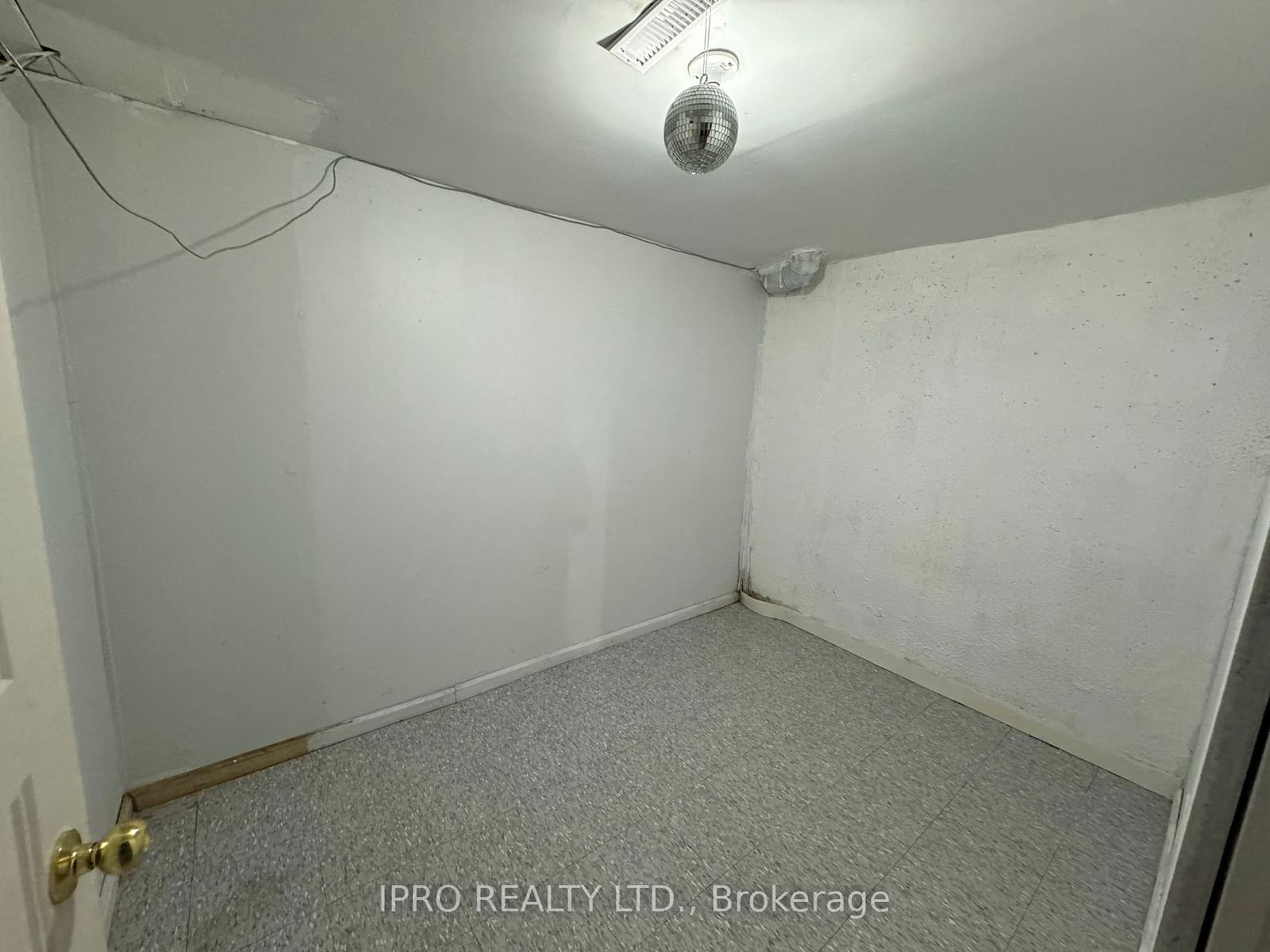 41 Mississauga Vly Blvd E, unit 35 for rent - image #21