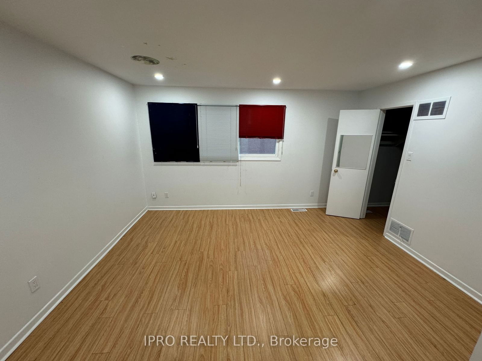 41 Mississauga Vly Blvd E, unit 35 for rent - image #8