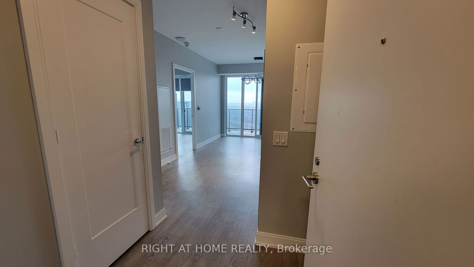 70 ANNIE CRAIG Dr, unit 3101 for rent - image #2