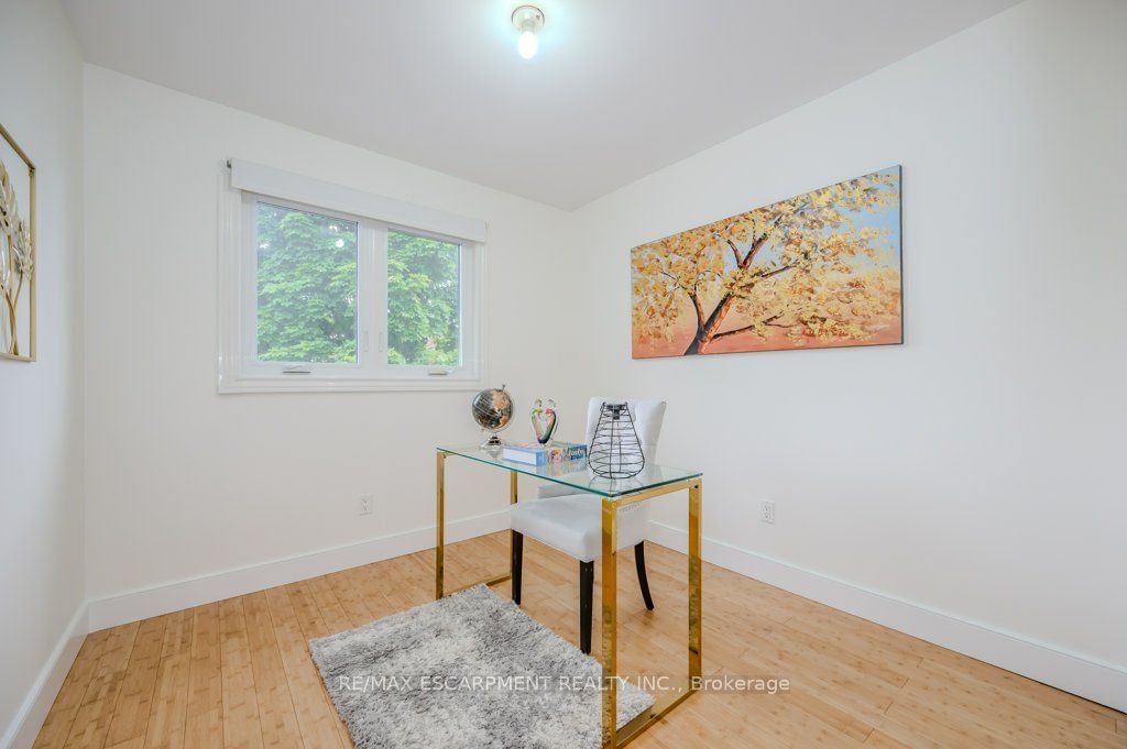 5219 Banting Crt, unit 77 for sale - image #23