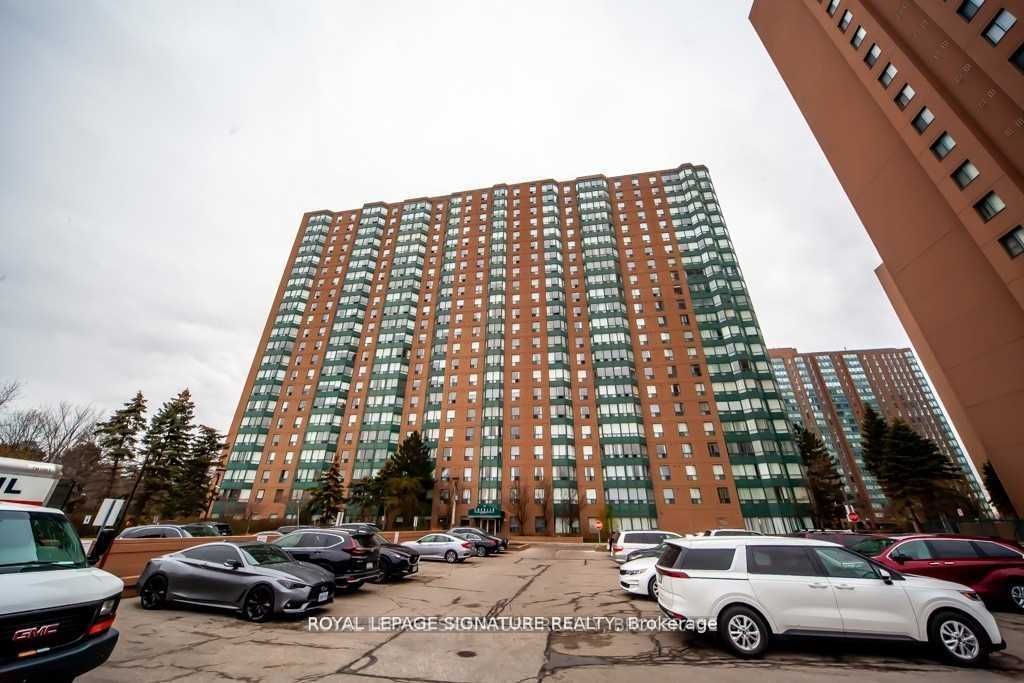 135 Hillcrest Ave, unit 2206 for rent