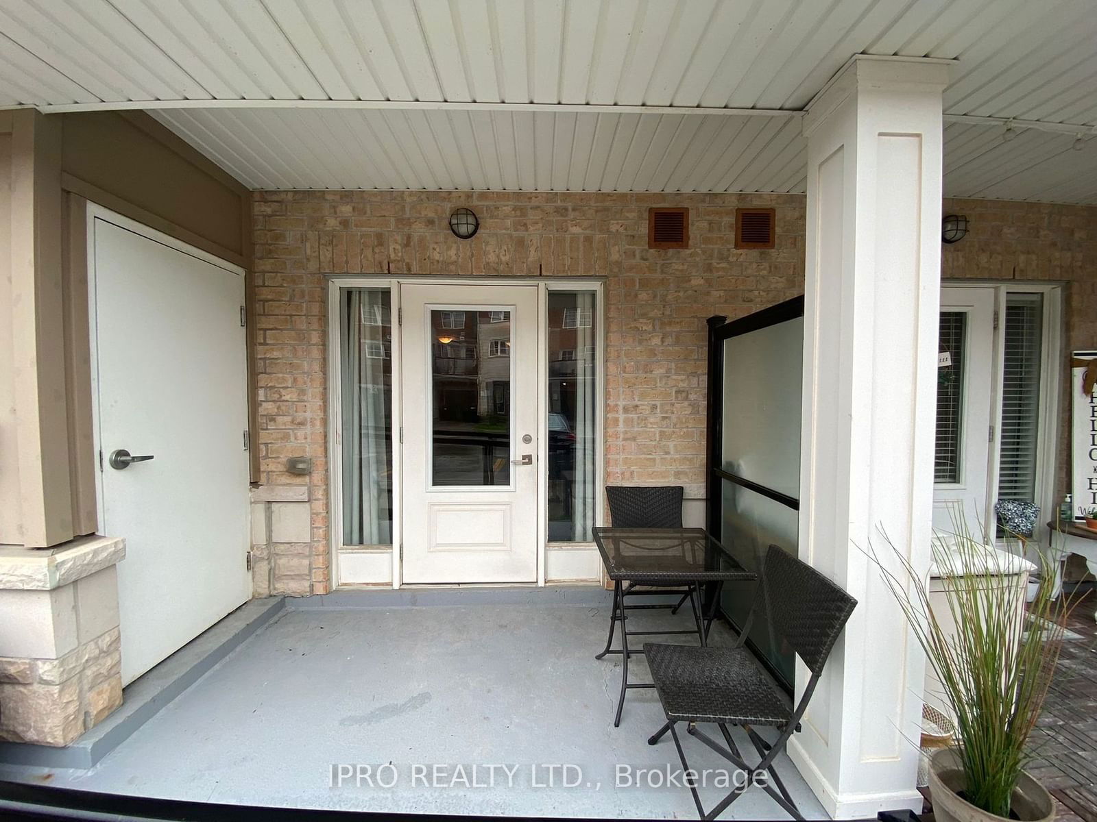 60 Baycliffe Cres, unit 112 for rent - image #21