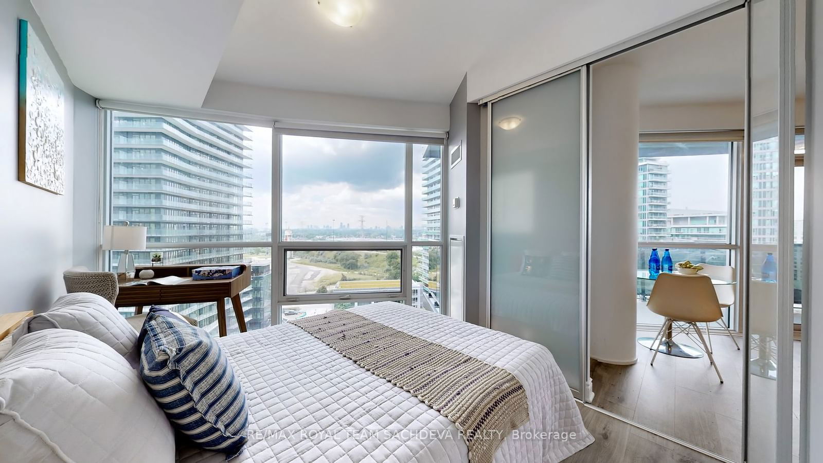 80 Marine Parade Dr, unit 1408 for sale - image #14