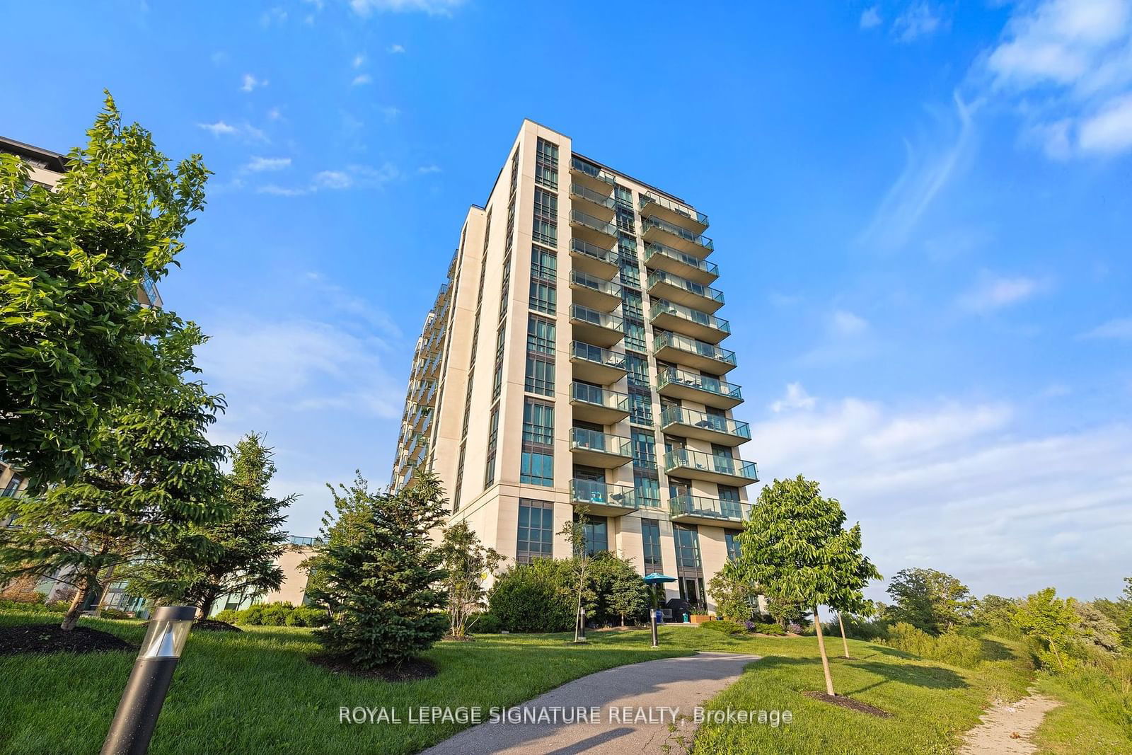 65 Yorkland Blvd, unit 101 for sale