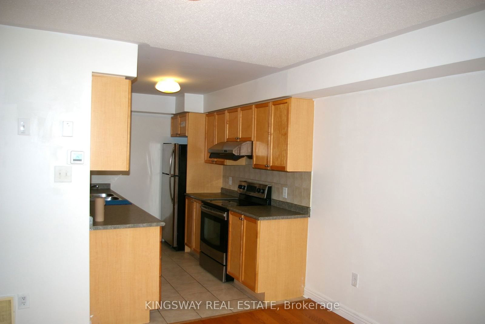 4975 Southampton Dr, unit 197 for rent - image #10