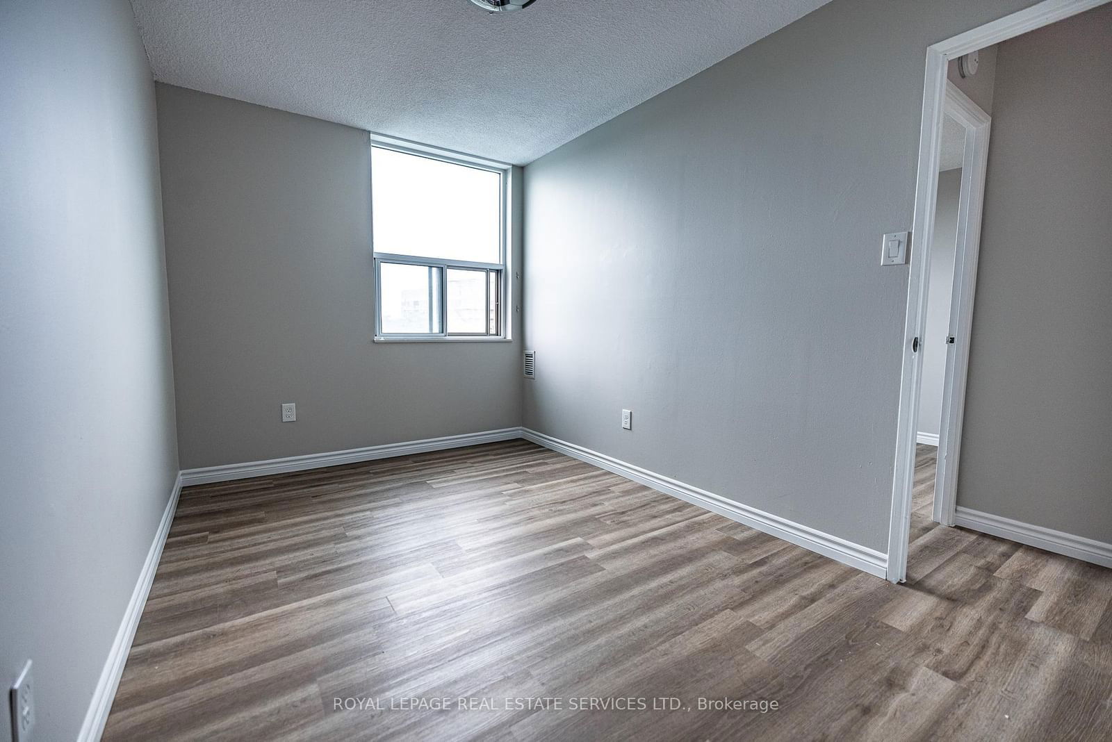 966 Inverhouse Dr, unit #612 for sale - image #7