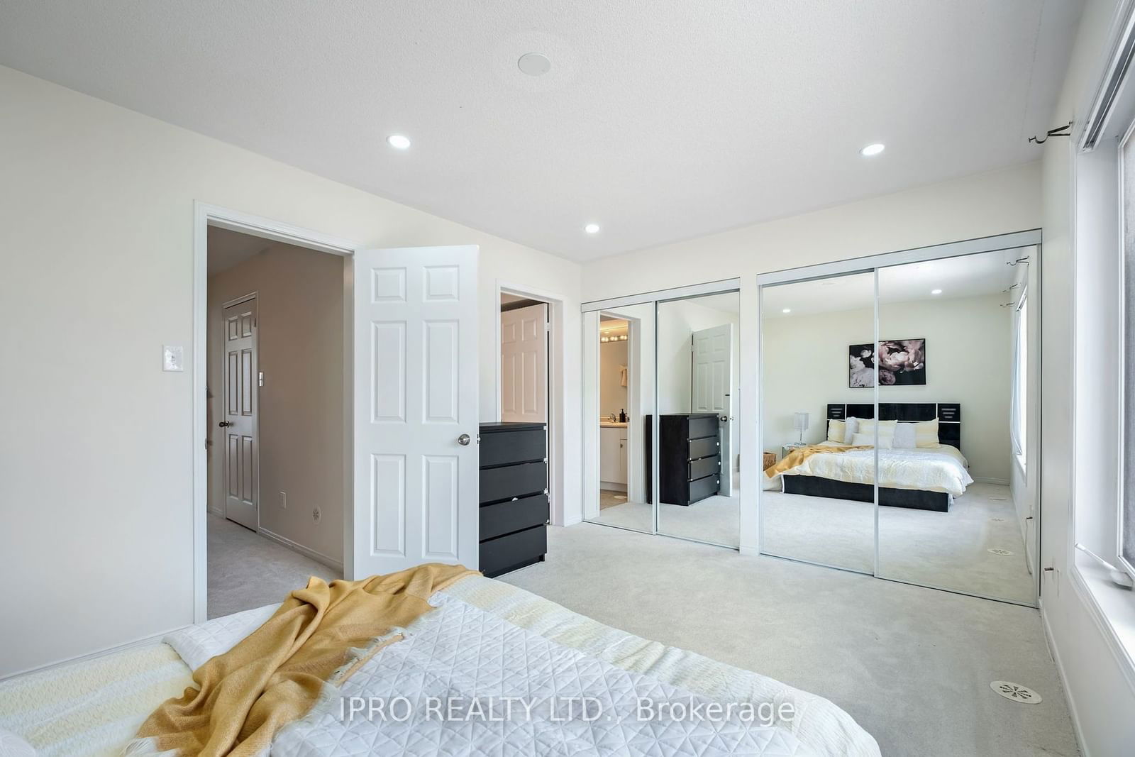 5650 Winston Churchill Blvd, unit 60 for sale - image #10