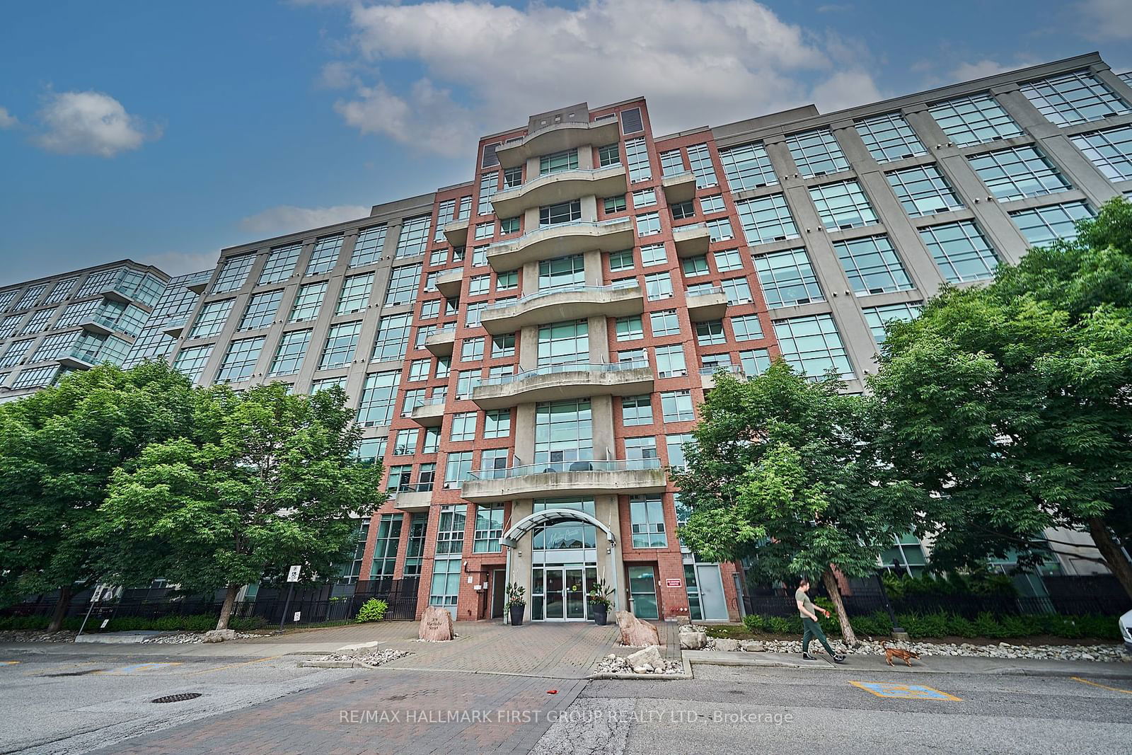 200 Manitoba St, unit 222 for sale - image #1