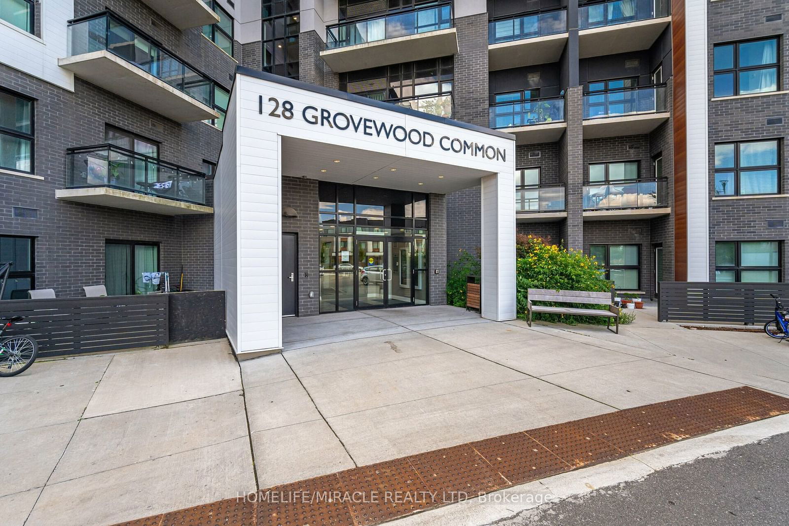 128 Grovewood Common, unit 625 for sale - image #2