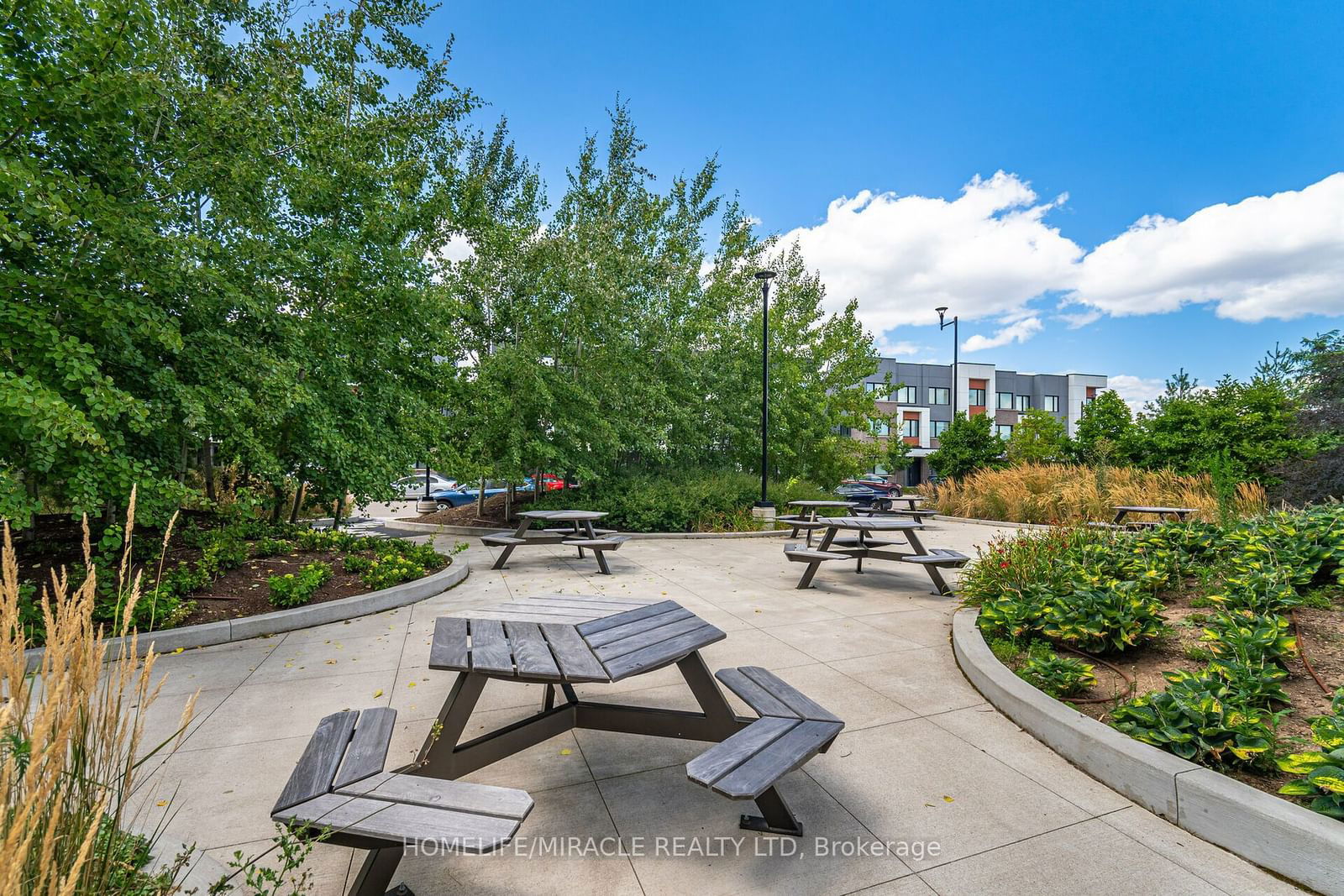 128 Grovewood Common, unit 625 for sale - image #21