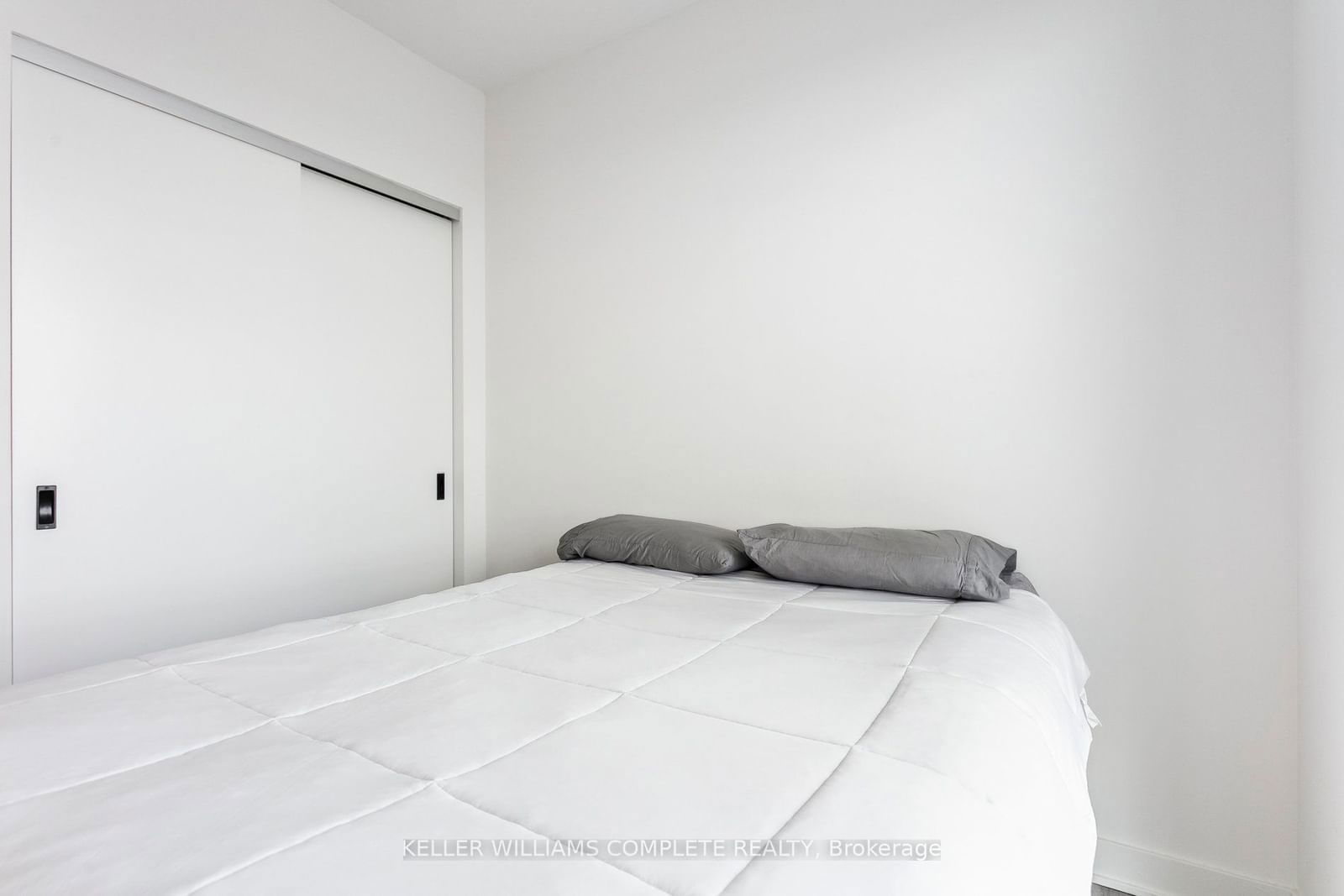 36 Zorra St S, unit 1509 for sale