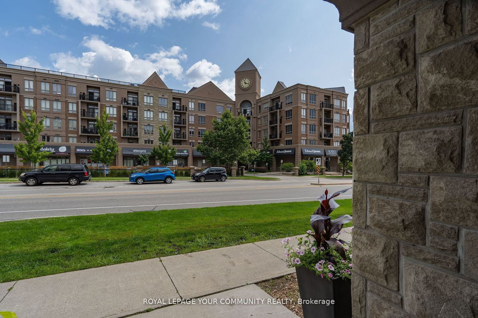 5317 Upper Middle Rd, unit PH-402 for sale - image #16