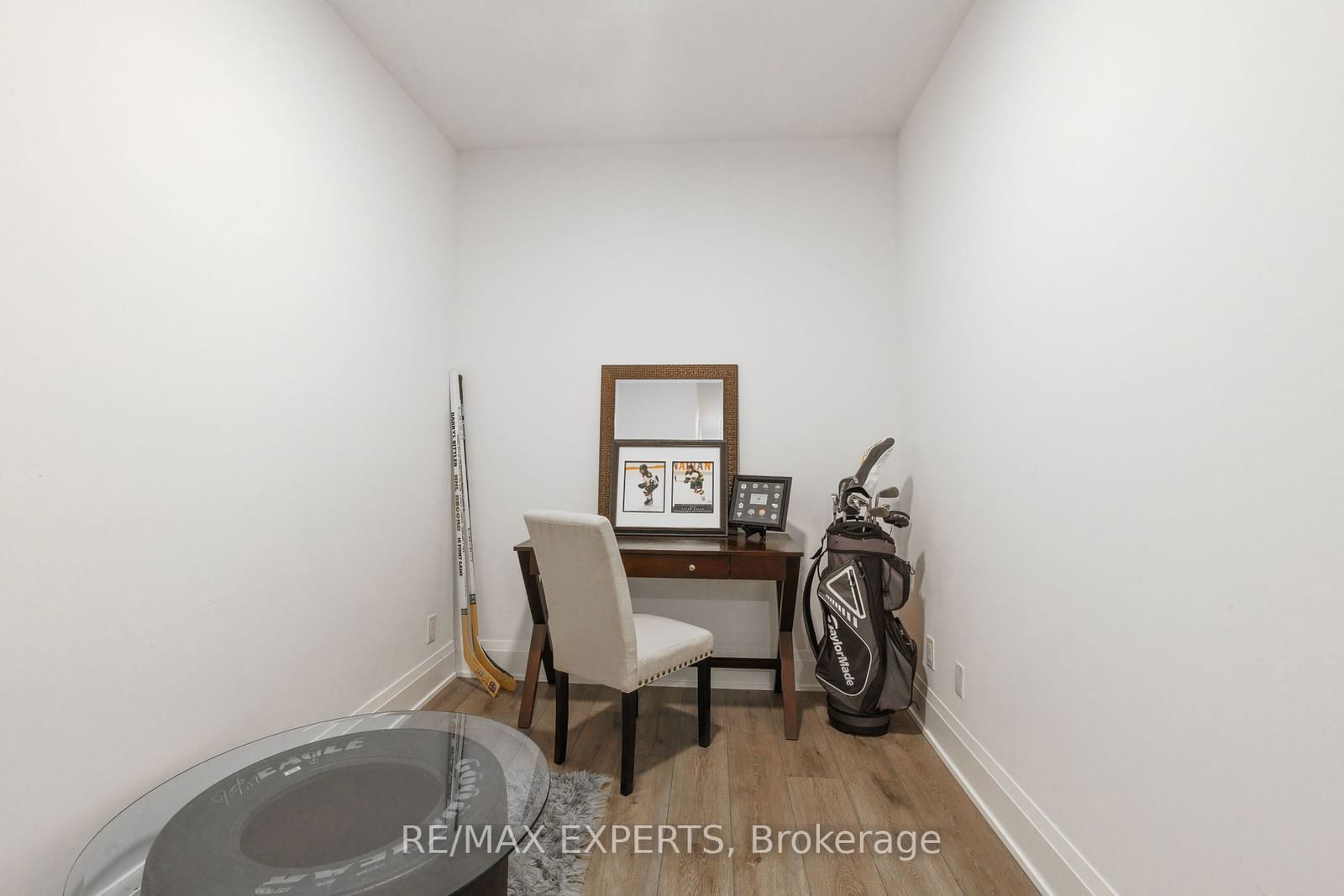 20 Brin Dr, unit 1907 for sale - image #23