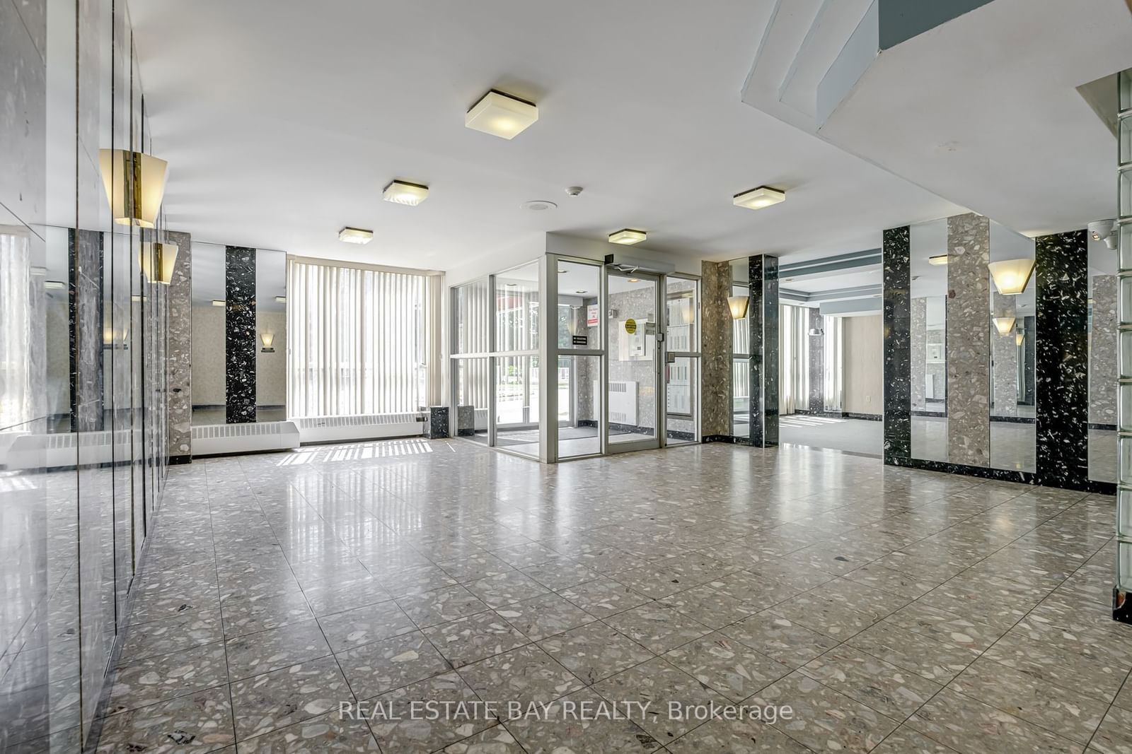 3077 Weston Rd N, unit 612 for sale - image #5