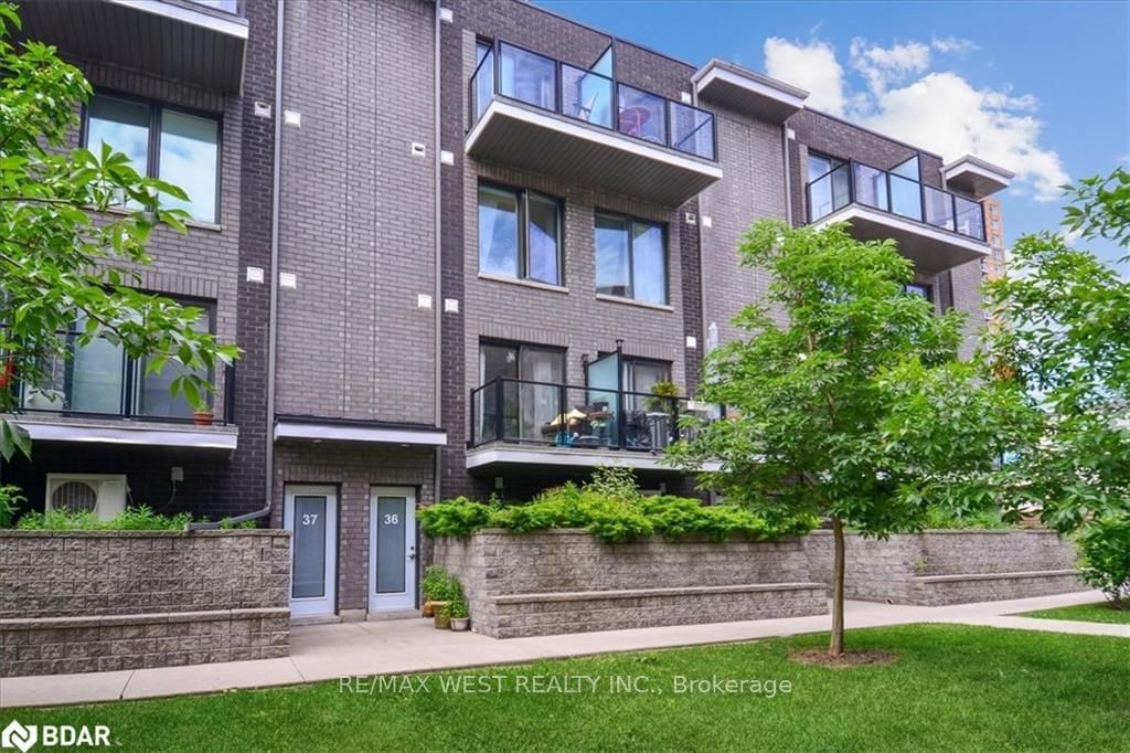 2059 Weston Rd, unit 36 for sale - image #1