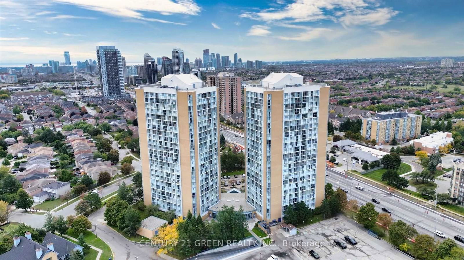 25 Trailwood Dr, unit 1002 for sale - image #1