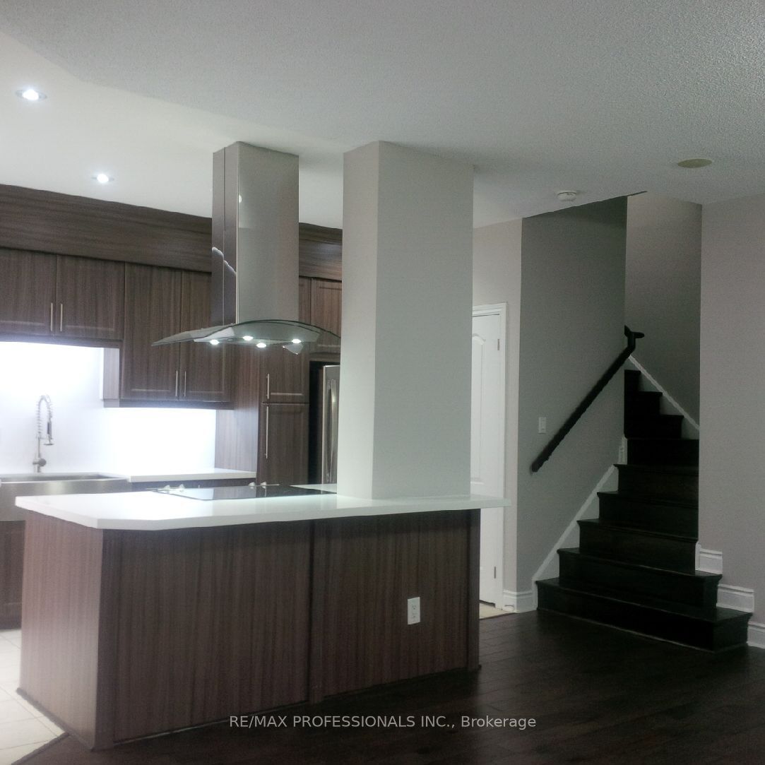 2 Aberfoyle Cres, unit 101 for rent - image #14