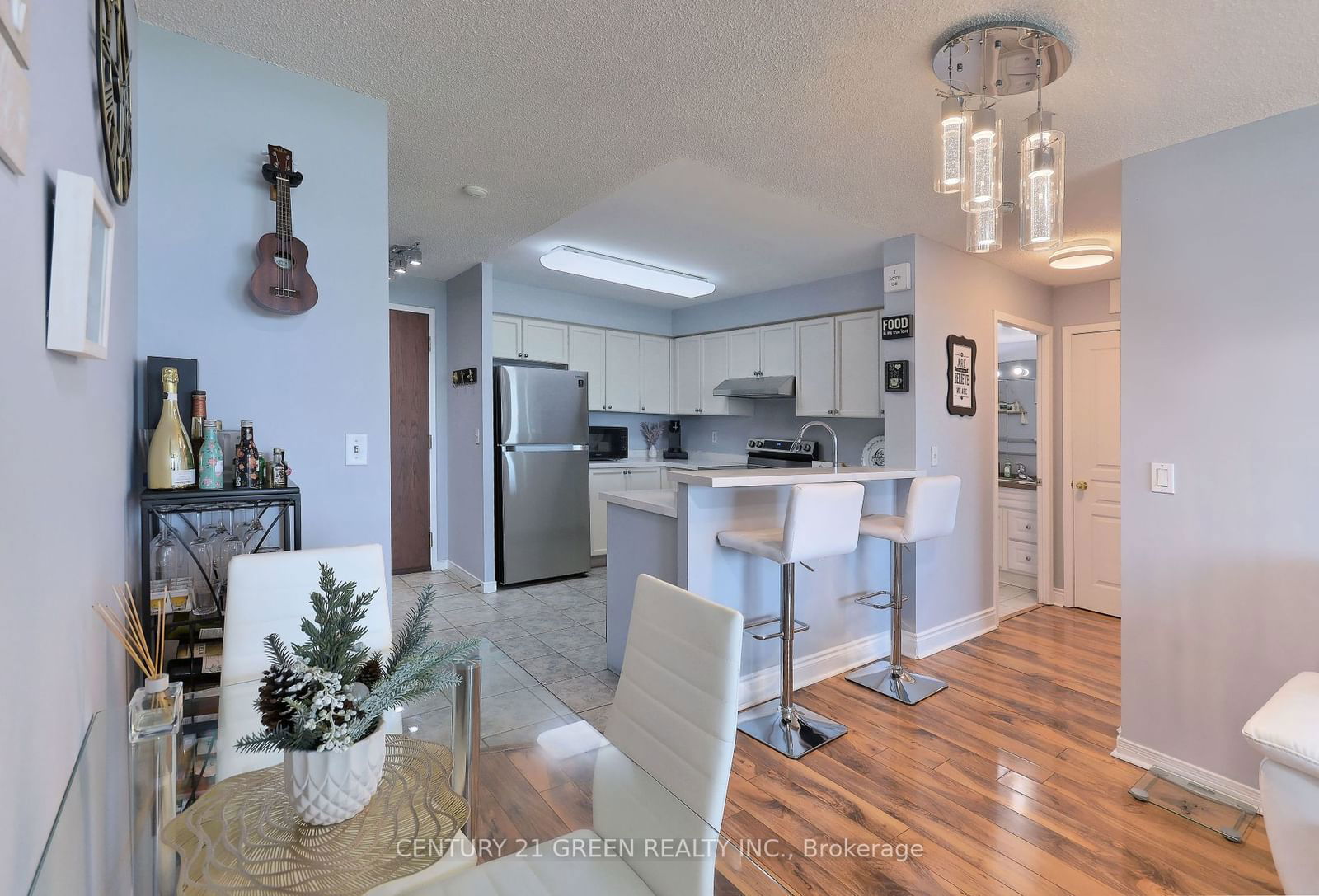 2545 Erin Centre Blvd, unit 1702 for sale - image #23