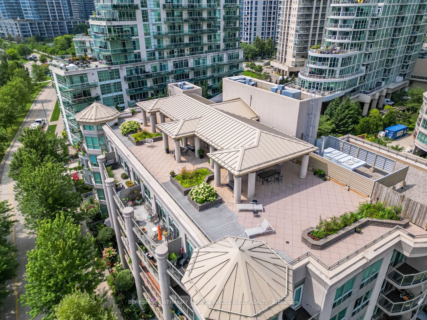 88 Palace Pier Crt, unit PH404 for sale