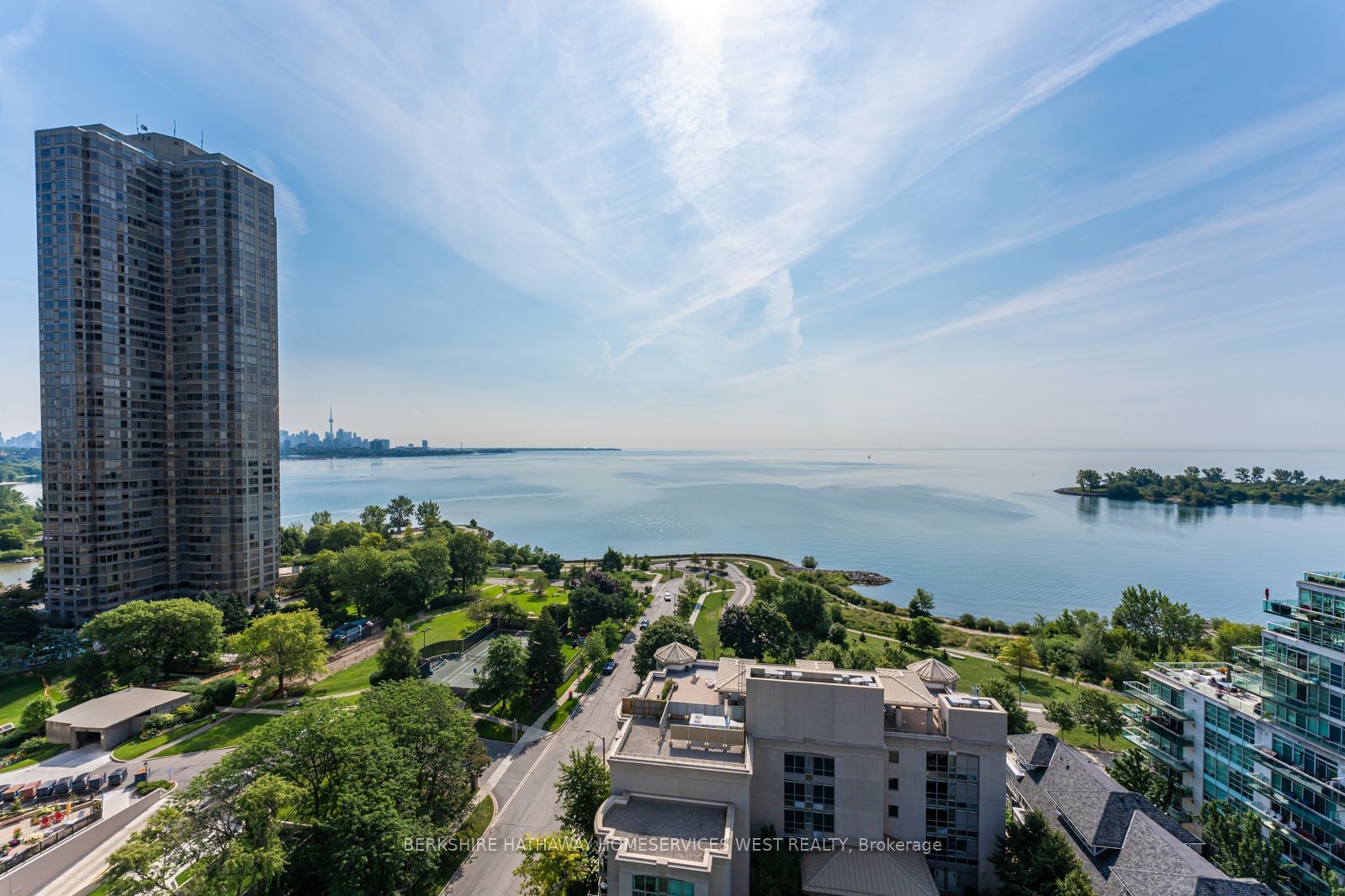 88 Palace Pier Crt, unit PH404 for sale