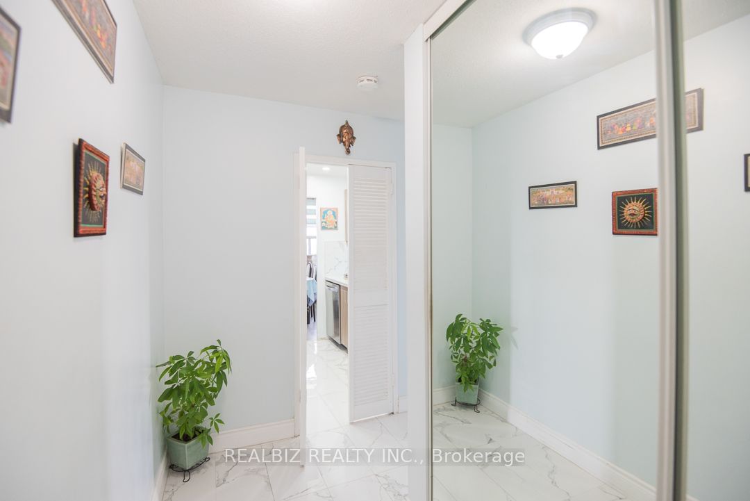 1455 Lawrence Ave W, unit 1702 for sale