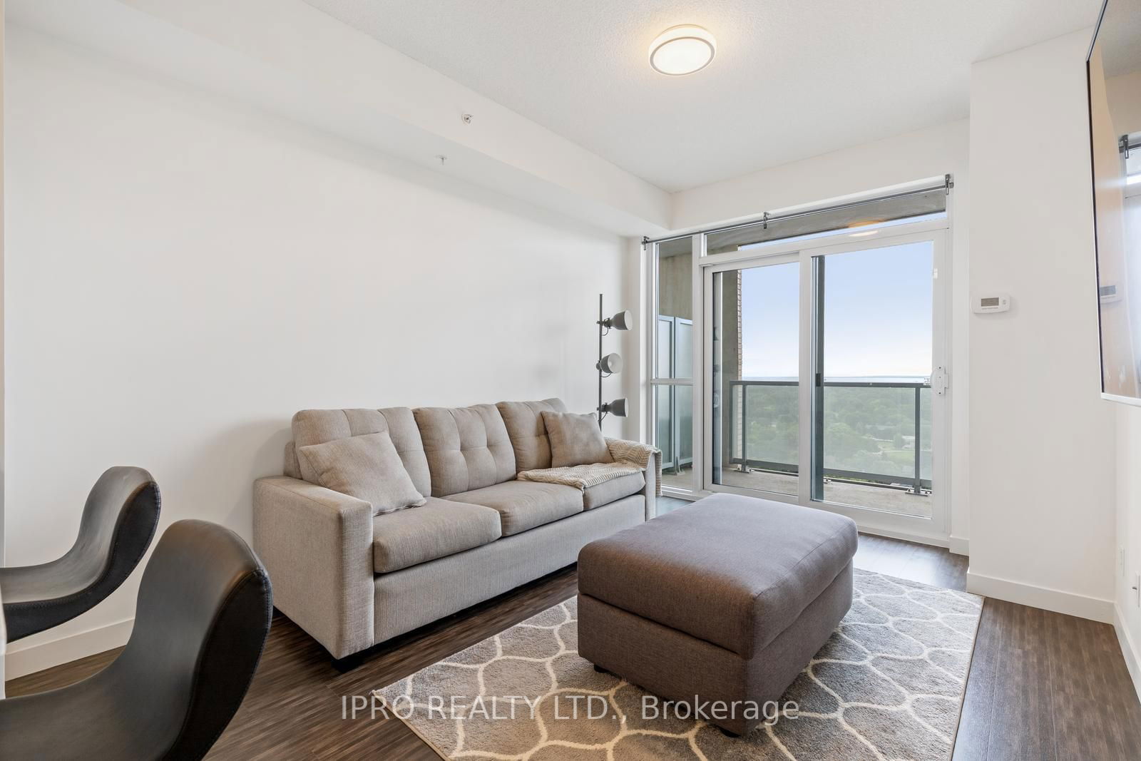 2093 Fairview St, unit 1606 for sale - image #10