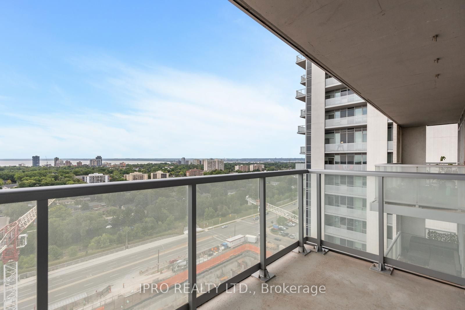 2093 Fairview St, unit 1606 for sale - image #17