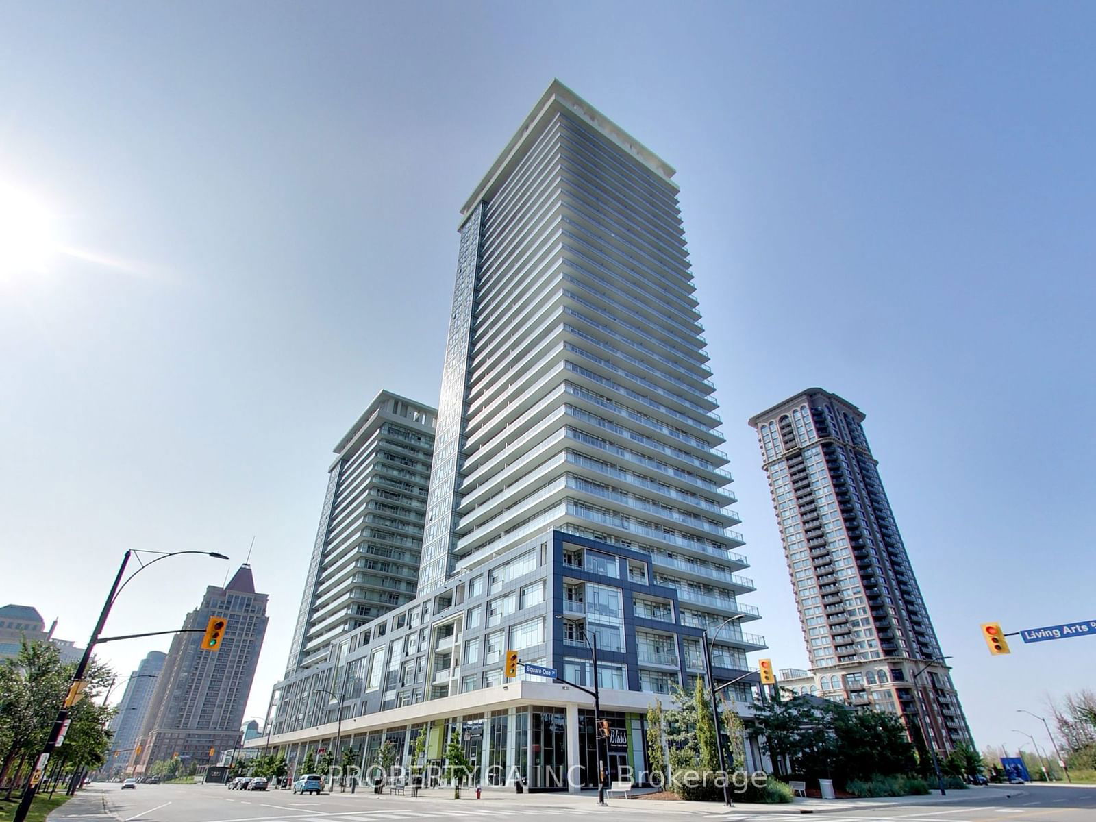 360 Square One Dr, unit 1612 for rent - image #1