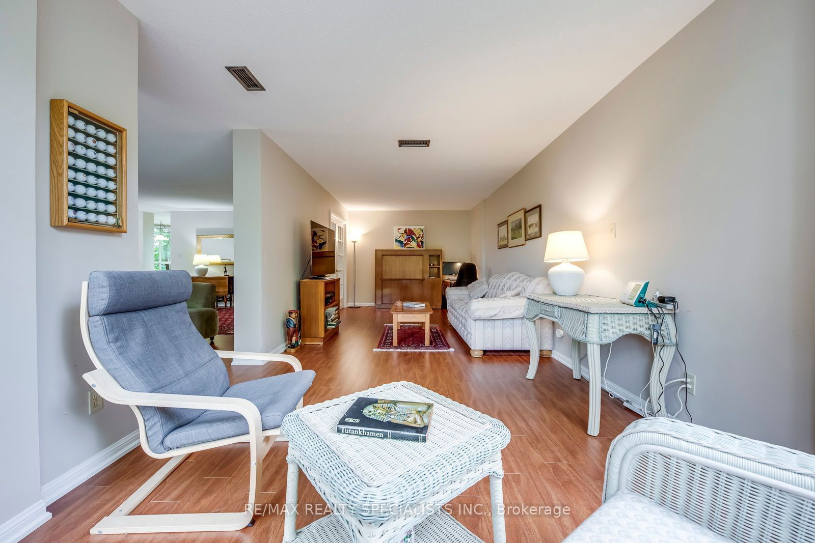 55 Kingsbridge Garden Circ W, unit 104 for sale - image #10