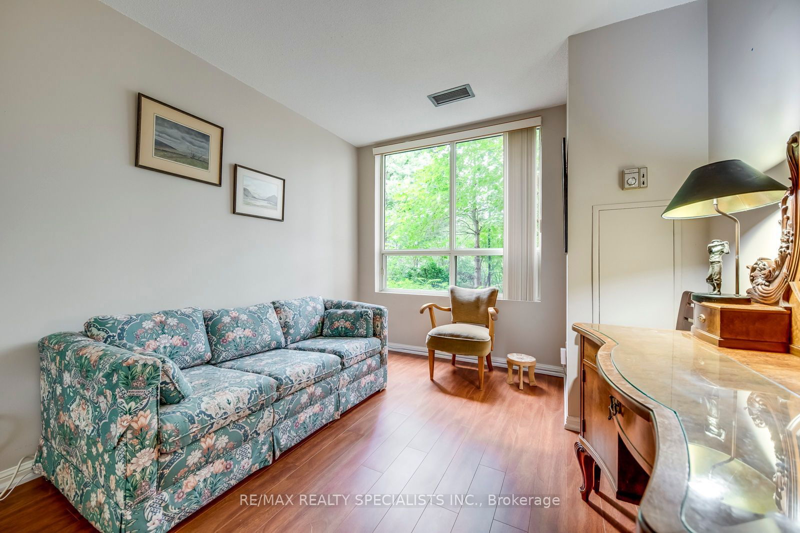 55 Kingsbridge Garden Circ W, unit 104 for sale - image #24