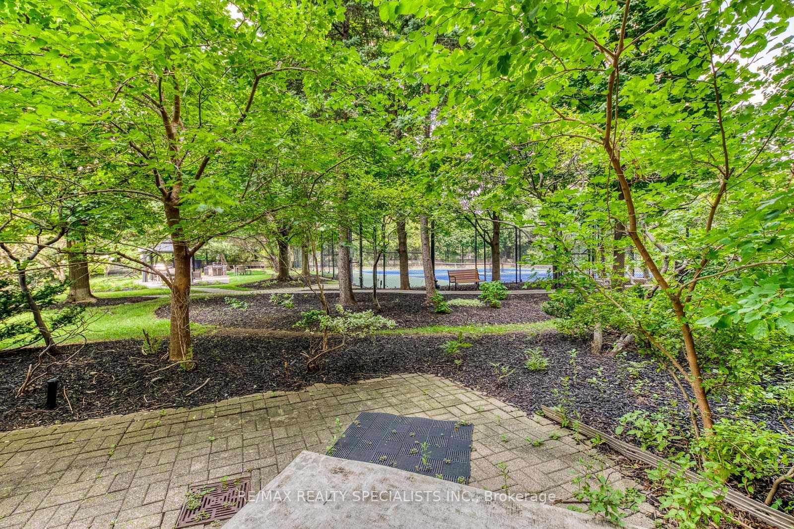 55 Kingsbridge Garden Circ W, unit 104 for sale - image #27