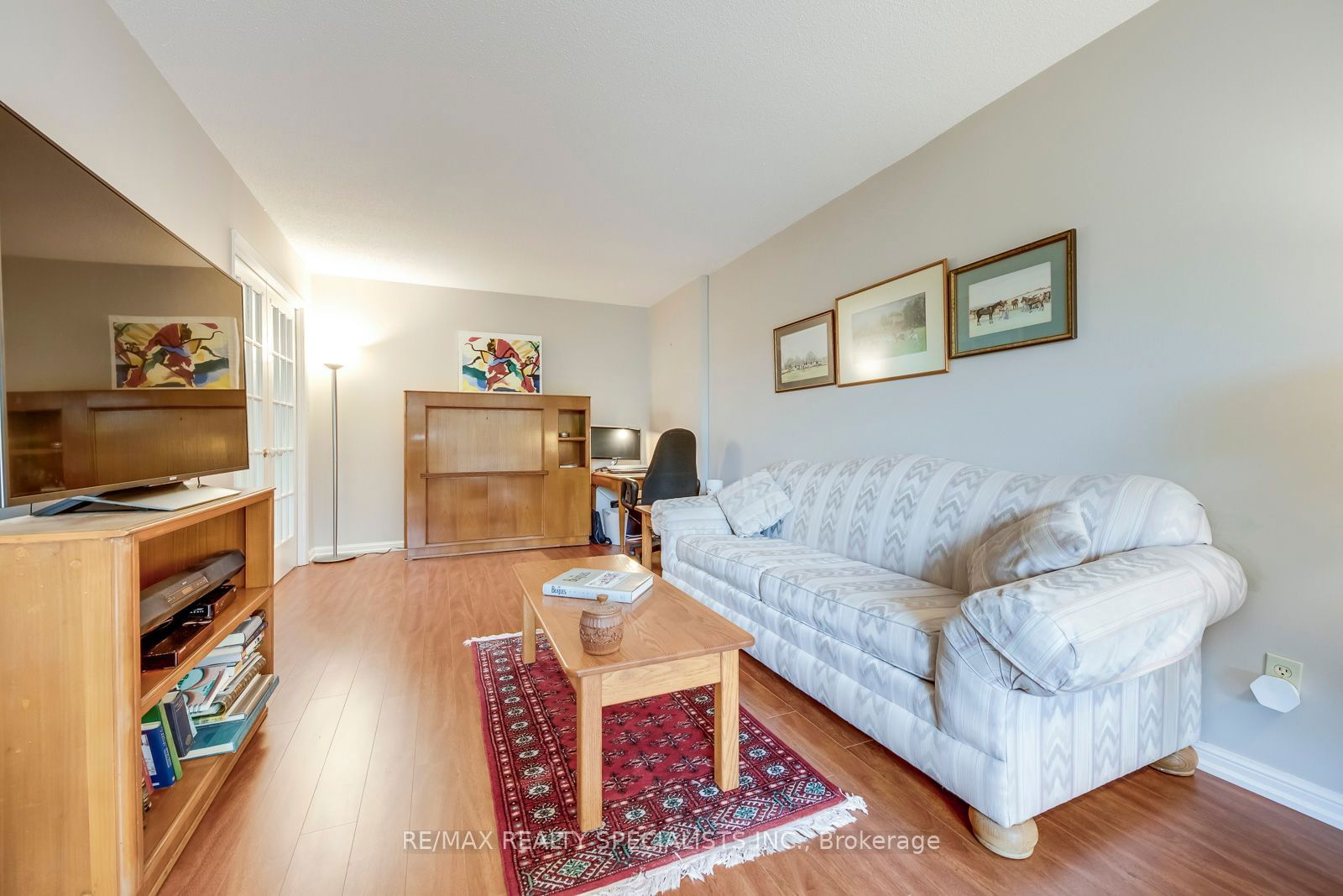 55 Kingsbridge Garden Circ W, unit 104 for sale