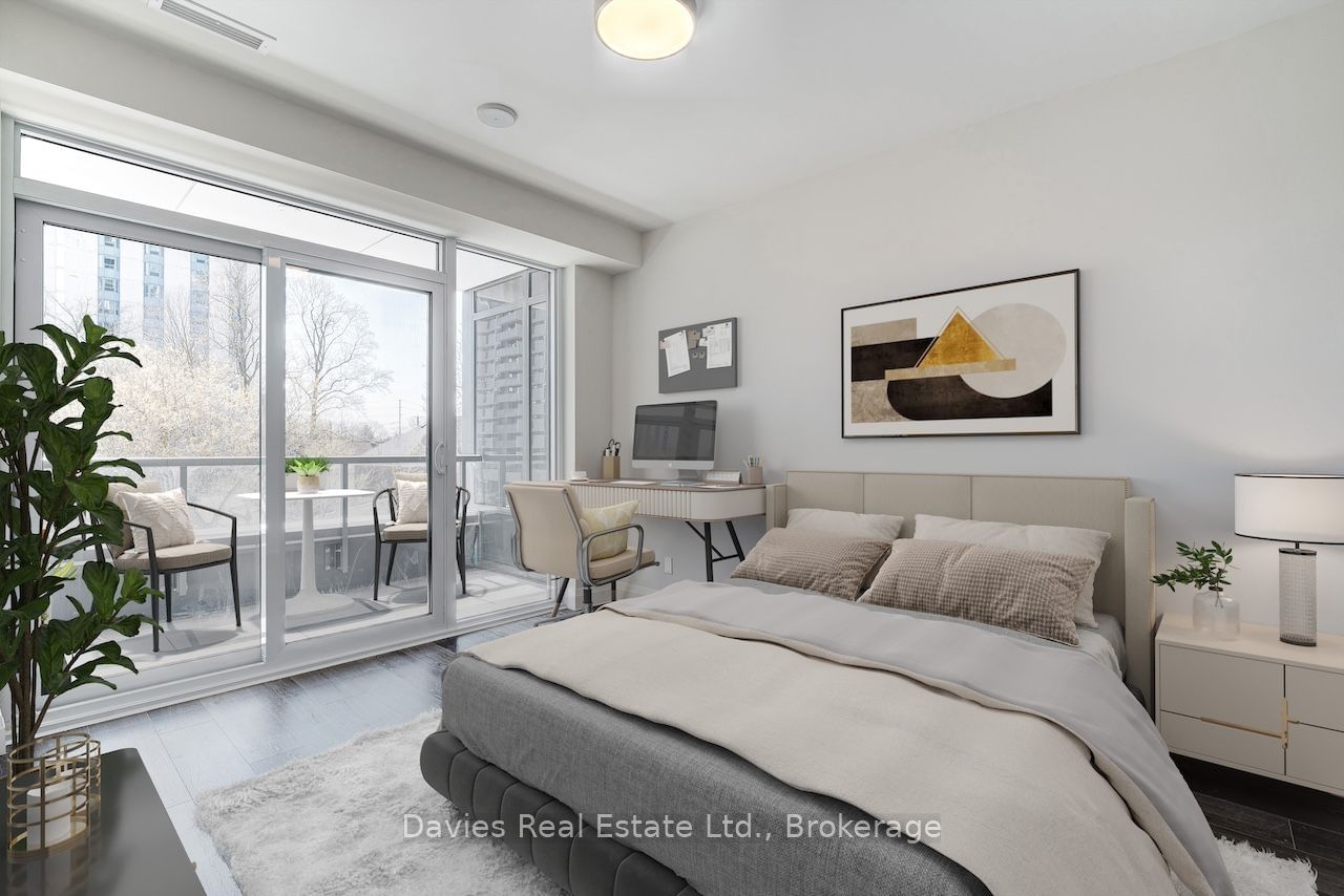 500 Brock Ave, unit 207 for sale