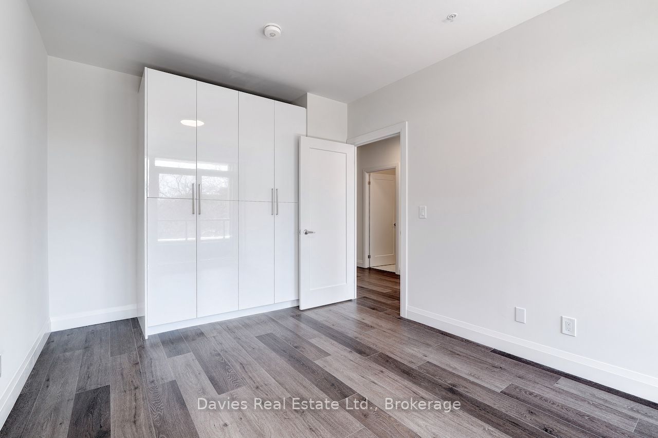 500 Brock Ave, unit 207 for sale - image #21