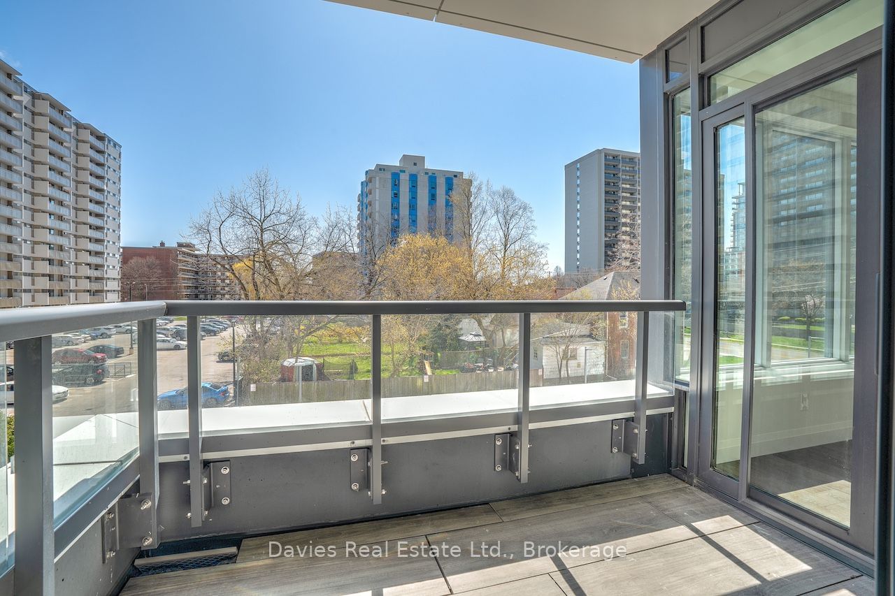 500 Brock Ave, unit 207 for sale - image #25