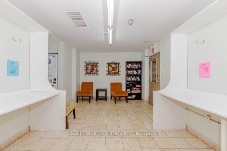 2323 Confederation Pkwy, unit 1207 for sale - image #37