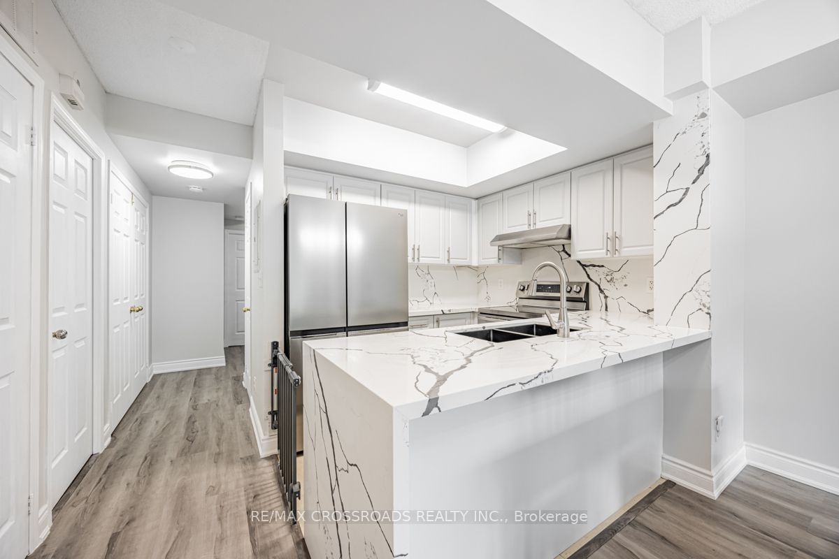 3033 Finch Ave W, unit 2042 for sale - image #12