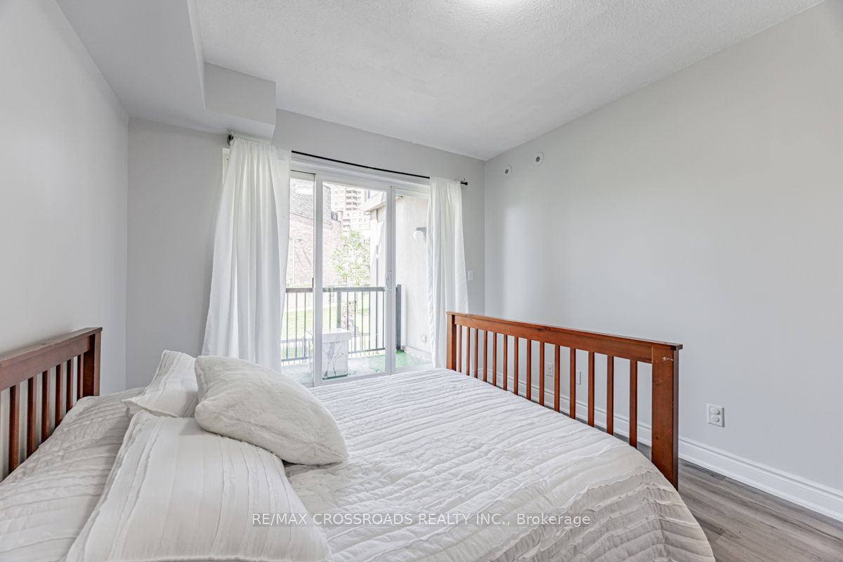 3033 Finch Ave W, unit 2042 for sale - image #22