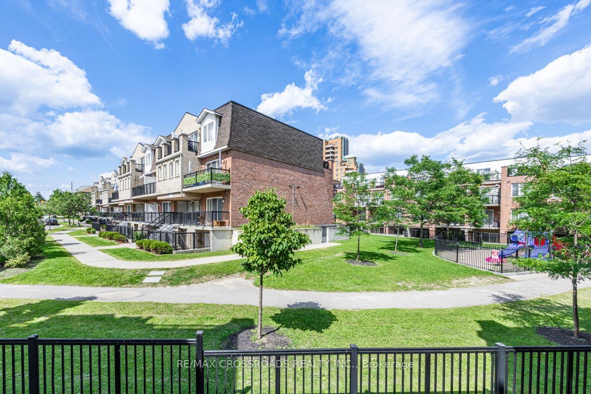 3033 Finch Ave W, unit 2042 for sale - image #24