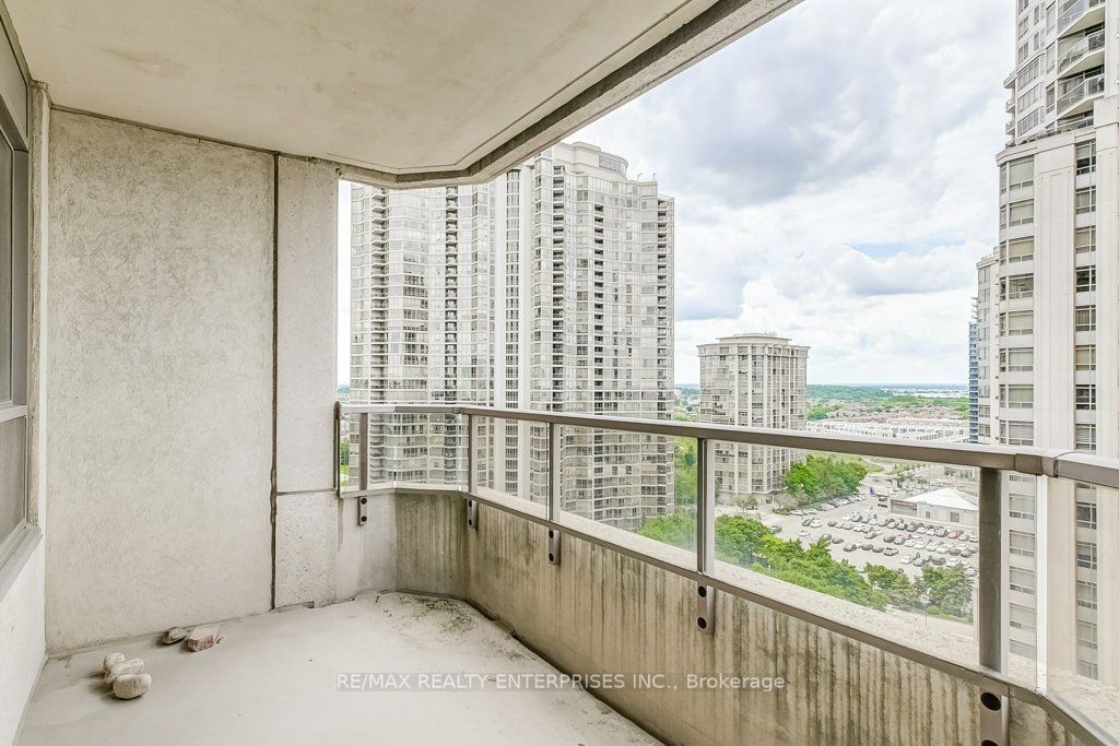 25 Kingsbridge Garden Circ, unit 1824 for sale