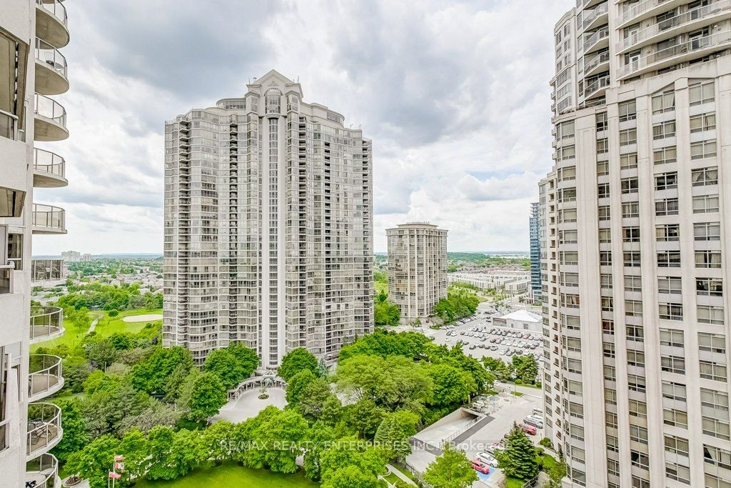 25 Kingsbridge Garden Circ, unit 1824 for sale