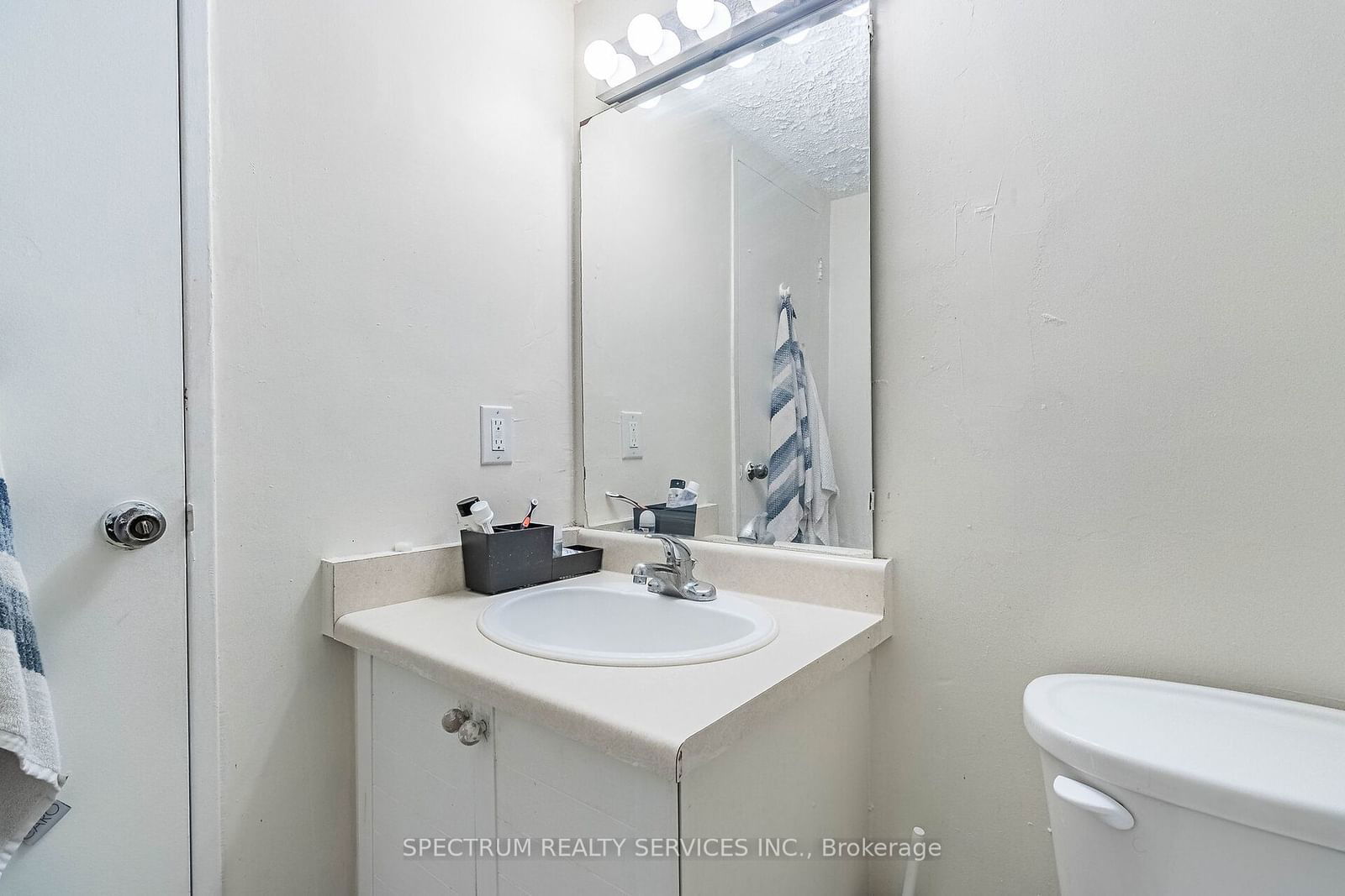 2835 Islington Ave, unit 302 for sale - image #28