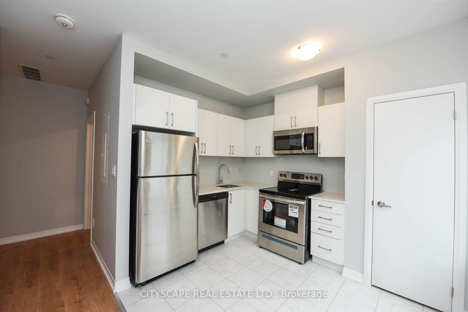 400 The East Mall, unit 303-B for rent - image #7