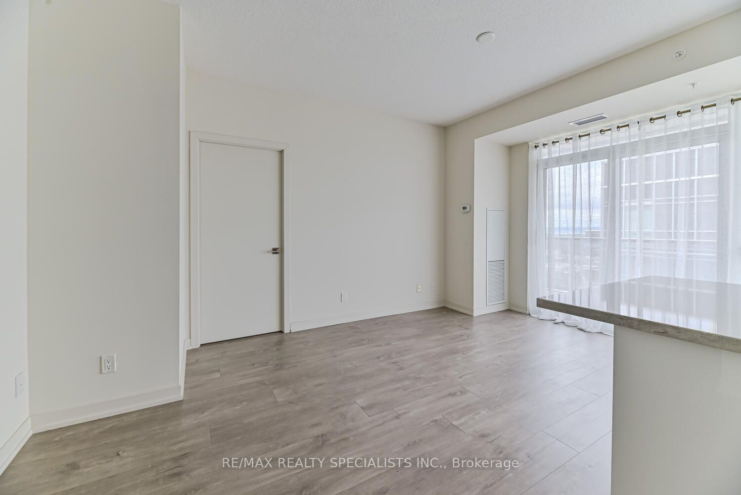 2087 Fairview St, unit 2007 for sale