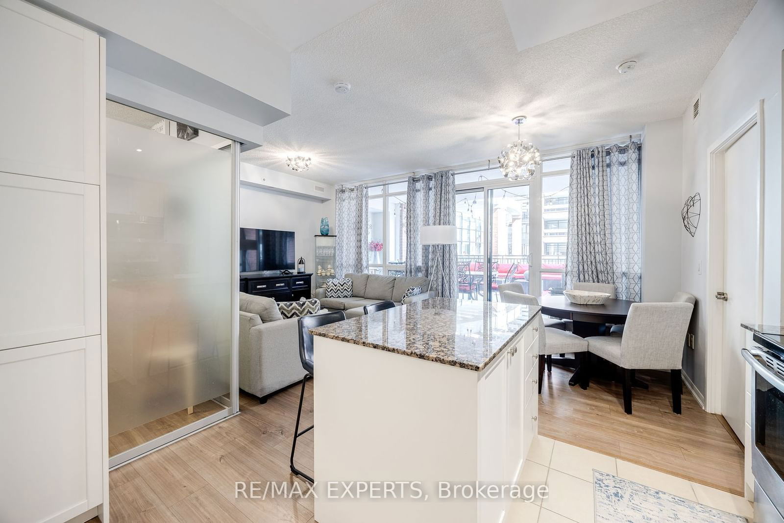 830 Lawrence Ave, unit 231 for sale