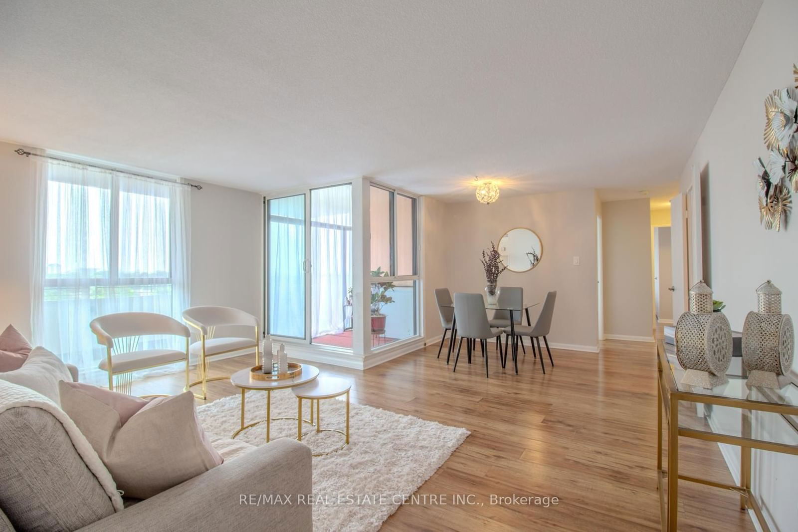 1320 Mississauga Valley Blvd, unit 1012 for sale - image #1