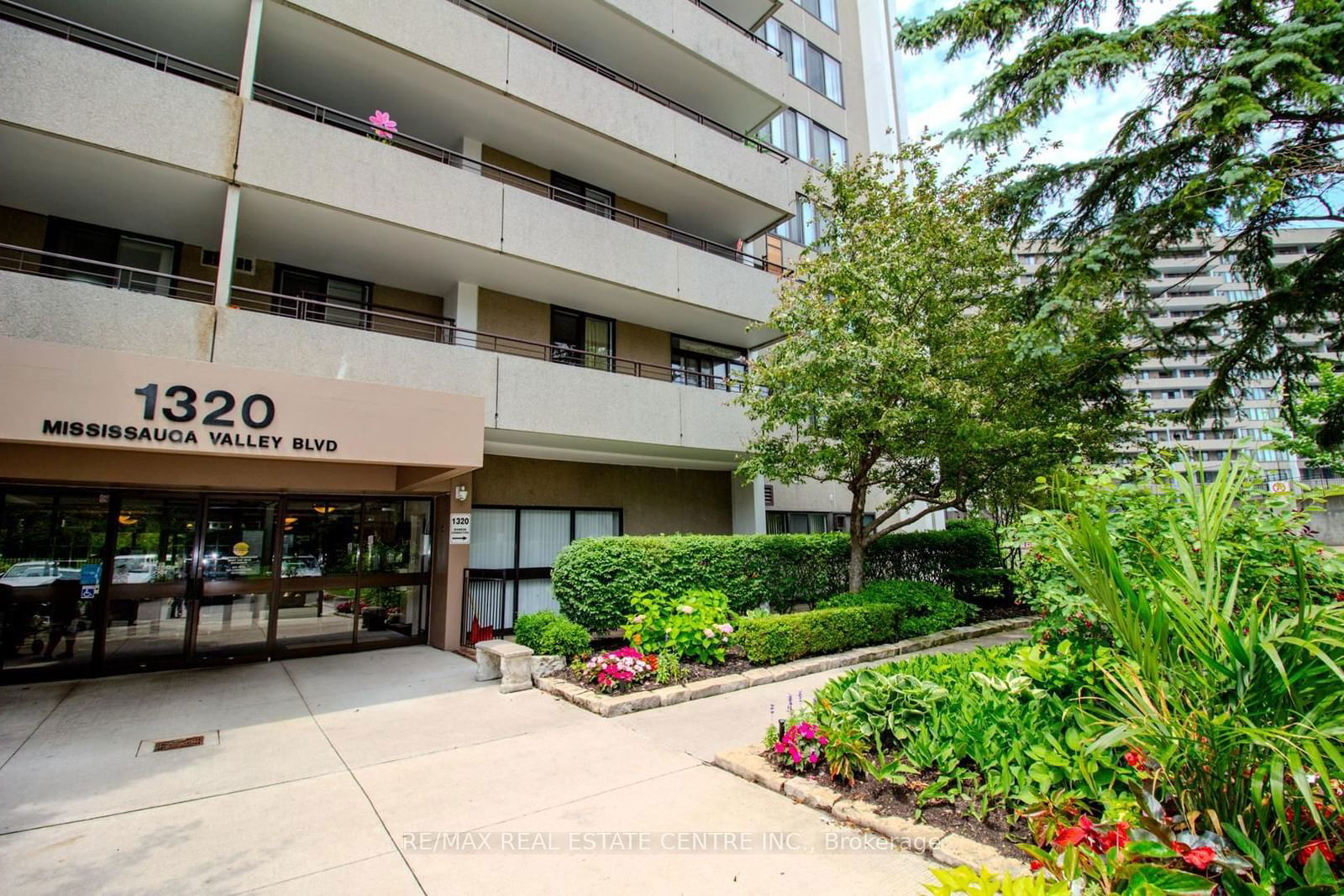 1320 Mississauga Valley Blvd, unit 1012 for sale - image #32