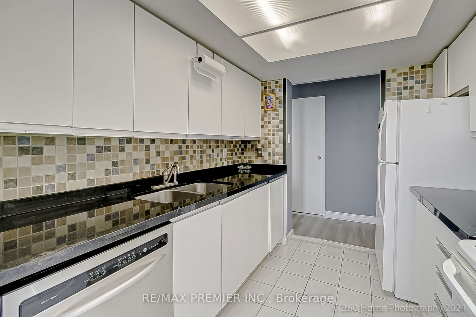 3 Rowntree Rd, unit 605 for sale - image #14